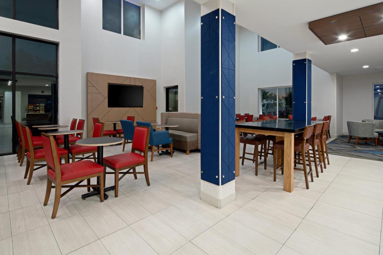 Holiday Inn Express Fresno South By Ihg Ngoại thất bức ảnh