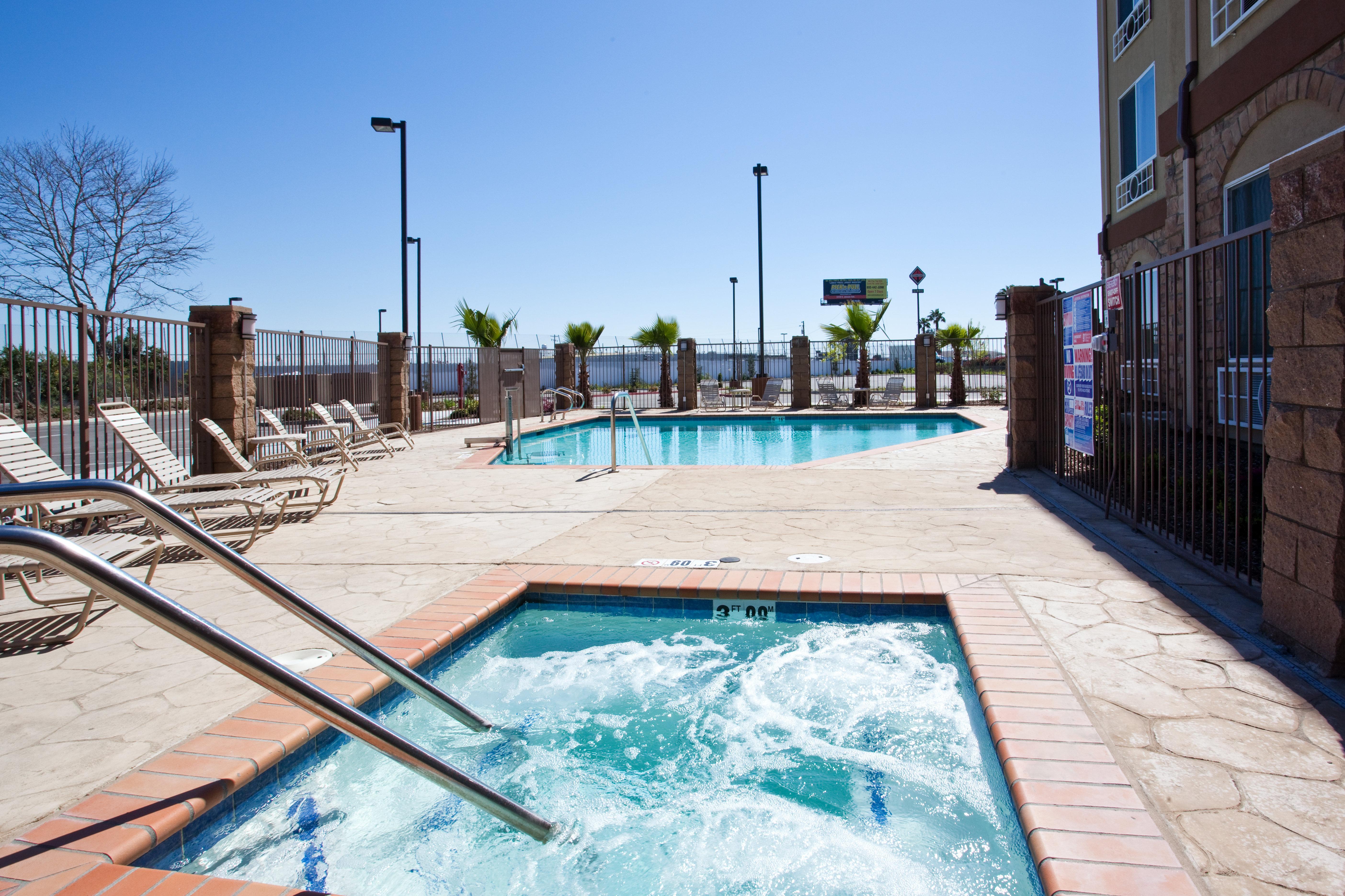 Holiday Inn Express Fresno South By Ihg Ngoại thất bức ảnh